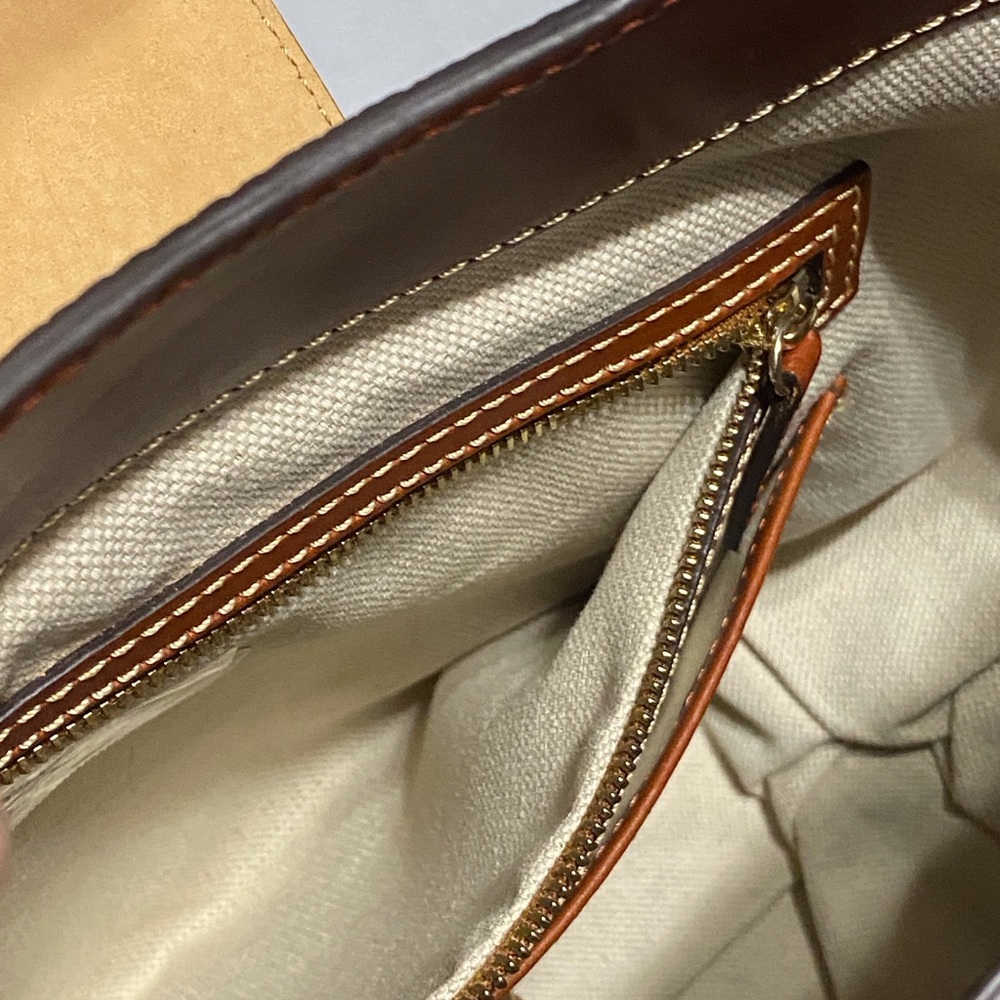 EUC Dooney & Bourke Pebble Grain Lg Black 30 Sac Hobo Shoulder Bag - Picture 12 of 12